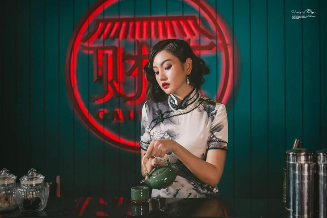 Caiyong Hometel & Cafe'S Studio Bangkok Exterior photo